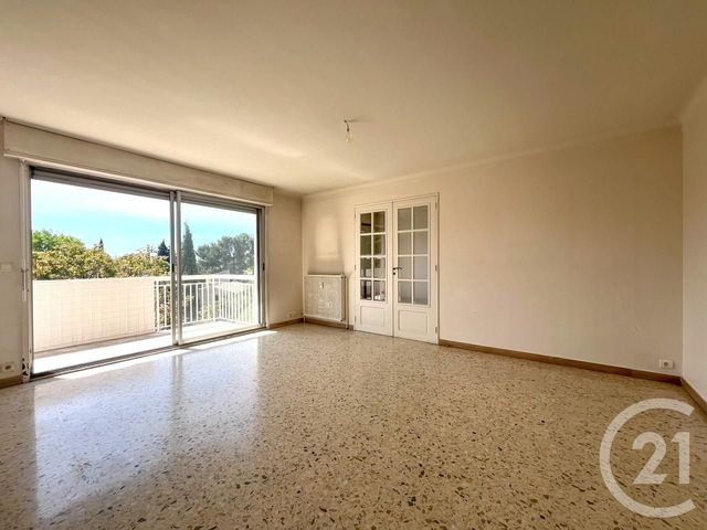 Appartement T5 à vendre - 5 pièces - 111.16 m2 - AIX EN PROVENCE - 13 - PROVENCE-ALPES-COTE-D-AZUR - Century 21 Les Allées