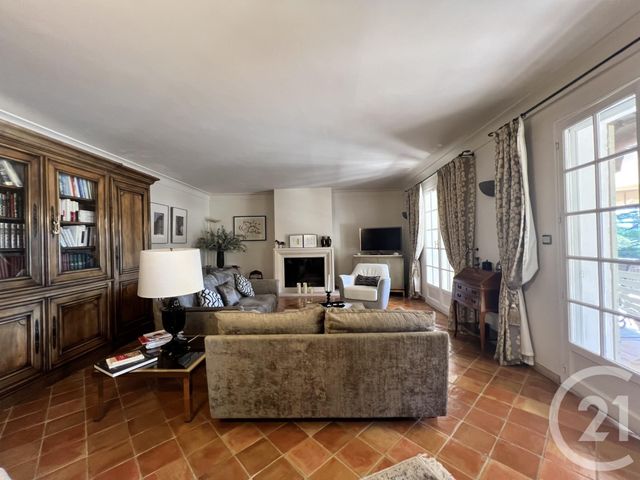maison à vendre - 7 pièces - 157.68 m2 - PELISSANNE - 13 - PROVENCE-ALPES-COTE-D-AZUR - Century 21 Les Allées