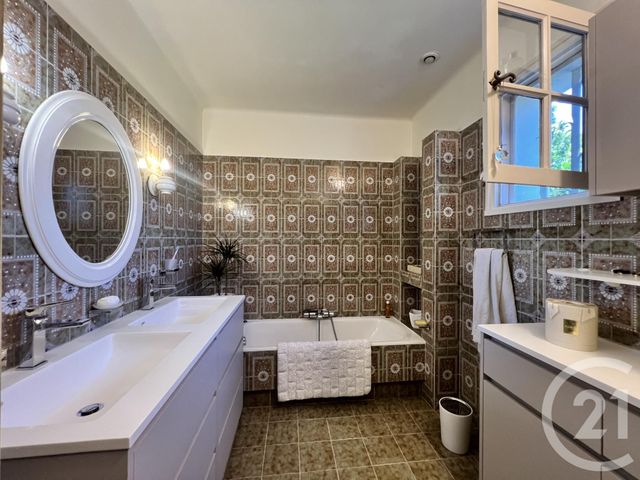 maison à vendre - 7 pièces - 157.68 m2 - PELISSANNE - 13 - PROVENCE-ALPES-COTE-D-AZUR - Century 21 Les Allées