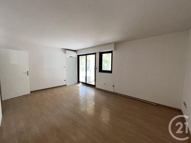 Appartement Studio à vendre - 1 pièce - 34.6 m2 - AIX EN PROVENCE - 13 - PROVENCE-ALPES-COTE-D-AZUR - Century 21 Les Allées