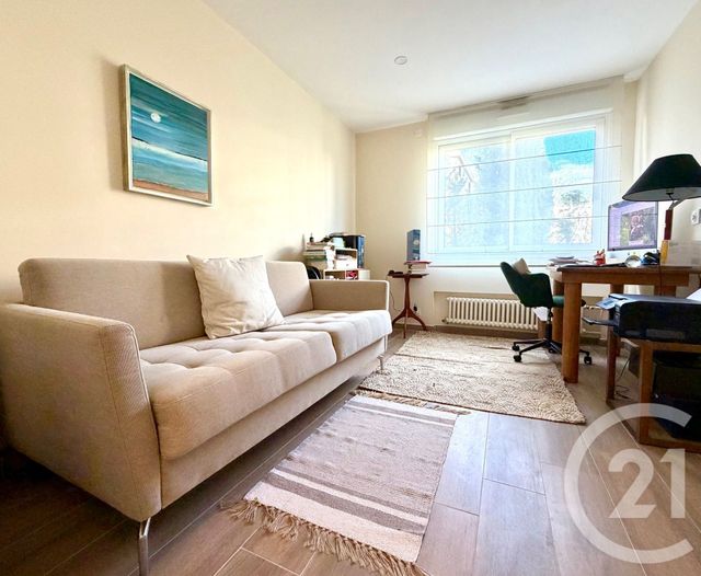 Appartement T4 à vendre - 4 pièces - 116.0 m2 - AIX EN PROVENCE - 13 - PROVENCE-ALPES-COTE-D-AZUR - Century 21 Les Allées