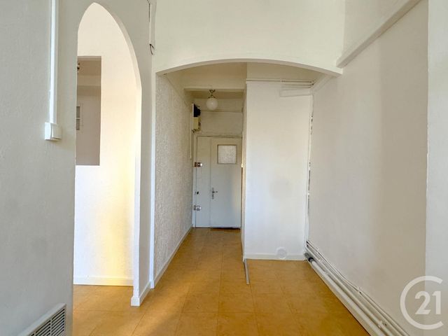 Appartement T2 à louer - 2 pièces - 32.5 m2 - AIX EN PROVENCE - 13 - PROVENCE-ALPES-COTE-D-AZUR - Century 21 Les Allées