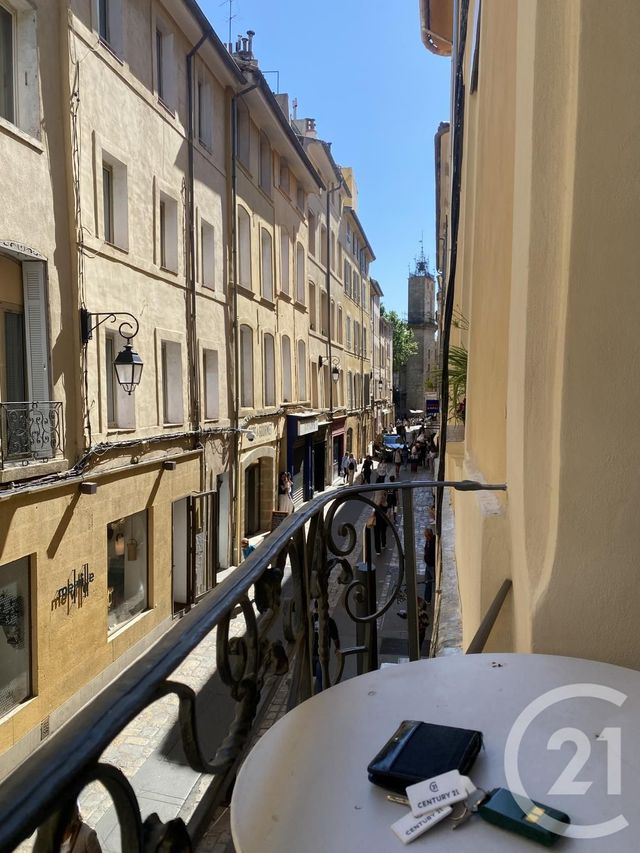 Appartement T3 à vendre - 3 pièces - 73.0 m2 - AIX EN PROVENCE - 13 - PROVENCE-ALPES-COTE-D-AZUR - Century 21 Les Allées