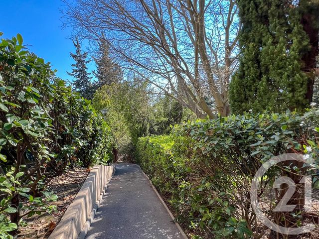 Appartement T3 à vendre - 3 pièces - 90.92 m2 - AIX EN PROVENCE - 13 - PROVENCE-ALPES-COTE-D-AZUR - Century 21 Les Allées