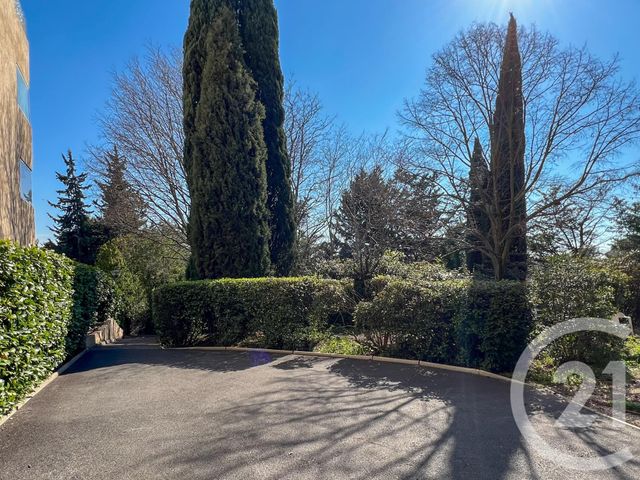 Appartement T3 à vendre - 3 pièces - 90.92 m2 - AIX EN PROVENCE - 13 - PROVENCE-ALPES-COTE-D-AZUR - Century 21 Les Allées