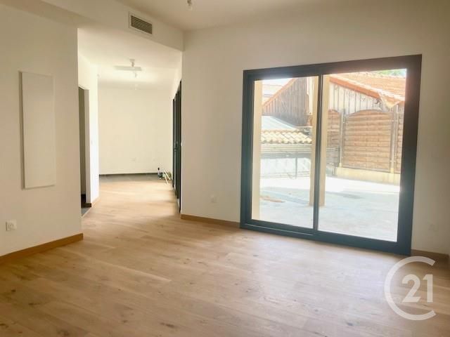 Appartement T3 à vendre - 3 pièces - 66.7 m2 - AIX EN PROVENCE - 13 - PROVENCE-ALPES-COTE-D-AZUR - Century 21 Les Allées