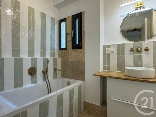 maison à vendre - 8 pièces - 220.0 m2 - AIX EN PROVENCE - 13 - PROVENCE-ALPES-COTE-D-AZUR - Century 21 Les Allées