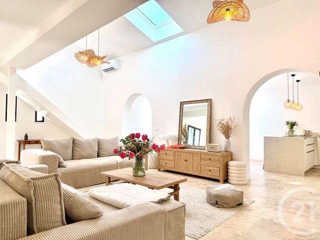 maison à vendre - 8 pièces - 220.0 m2 - AIX EN PROVENCE - 13 - PROVENCE-ALPES-COTE-D-AZUR - Century 21 Les Allées