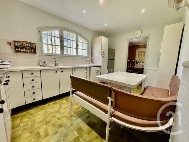 maison à vendre - 7 pièces - 174.0 m2 - VENTABREN - 13 - PROVENCE-ALPES-COTE-D-AZUR - Century 21 Les Allées