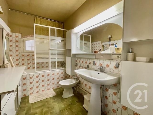 maison à vendre - 7 pièces - 174.0 m2 - VENTABREN - 13 - PROVENCE-ALPES-COTE-D-AZUR - Century 21 Les Allées