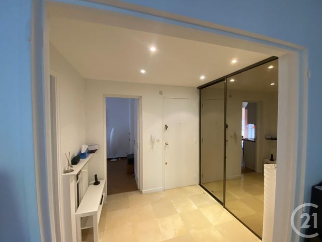 Appartement T3 à vendre - 3 pièces - 83.37 m2 - AIX EN PROVENCE - 13 - PROVENCE-ALPES-COTE-D-AZUR - Century 21 Les Allées