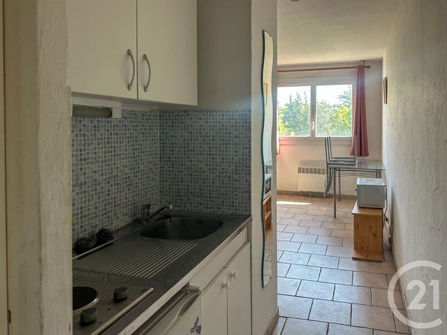 Appartement Studio à vendre - 1 pièce - 17.7 m2 - AIX EN PROVENCE - 13 - PROVENCE-ALPES-COTE-D-AZUR - Century 21 Les Allées
