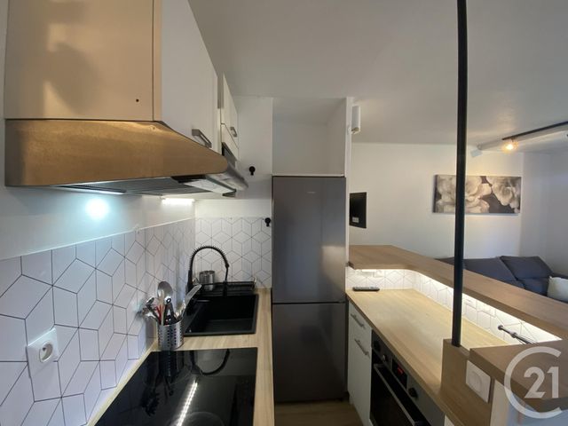 Appartement T2 à louer - 2 pièces - 32.0 m2 - AIX EN PROVENCE - 13 - PROVENCE-ALPES-COTE-D-AZUR - Century 21 Les Allées