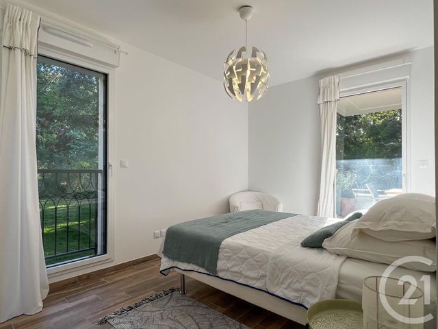 Appartement T3 à vendre - 3 pièces - 70.35 m2 - AIX EN PROVENCE - 13 - PROVENCE-ALPES-COTE-D-AZUR - Century 21 Les Allées