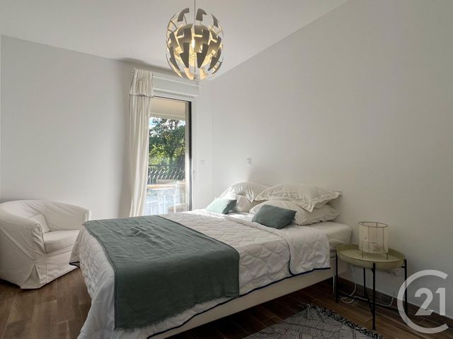 Appartement T3 à vendre - 3 pièces - 70.35 m2 - AIX EN PROVENCE - 13 - PROVENCE-ALPES-COTE-D-AZUR - Century 21 Les Allées