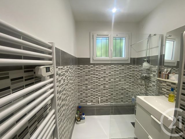 Appartement T2 à vendre - 2 pièces - 40.3 m2 - AIX EN PROVENCE - 13 - PROVENCE-ALPES-COTE-D-AZUR - Century 21 Les Allées