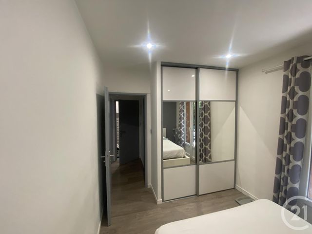 Appartement T2 à vendre - 2 pièces - 40.3 m2 - AIX EN PROVENCE - 13 - PROVENCE-ALPES-COTE-D-AZUR - Century 21 Les Allées