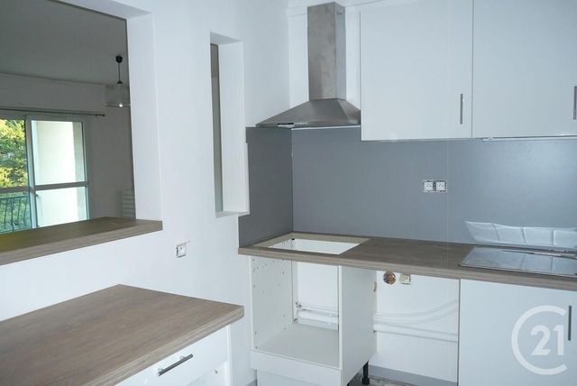 Appartement à vendre - 5 pièces - 86.0 m2 - AIX EN PROVENCE - 13 - PROVENCE-ALPES-COTE-D-AZUR - Century 21 Les Allées