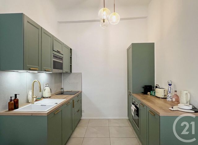 Appartement à vendre - 2 pièces - 54.0 m2 - AIX EN PROVENCE - 13 - PROVENCE-ALPES-COTE-D-AZUR - Century 21 Les Allées