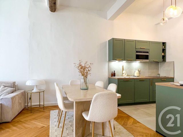Appartement à vendre - 2 pièces - 54.0 m2 - AIX EN PROVENCE - 13 - PROVENCE-ALPES-COTE-D-AZUR - Century 21 Les Allées
