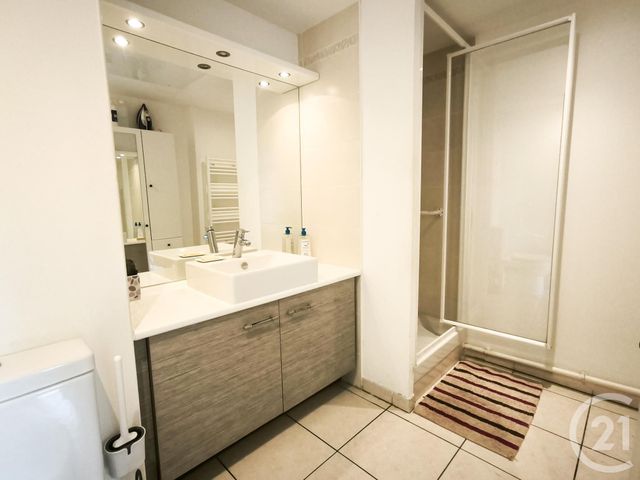 Appartement T2 à vendre - 2 pièces - 43.97 m2 - AIX EN PROVENCE - 13 - PROVENCE-ALPES-COTE-D-AZUR - Century 21 Les Allées