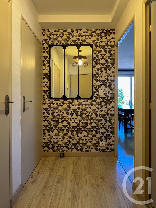 Appartement T2 à vendre - 2 pièces - 43.44 m2 - AIX EN PROVENCE - 13 - PROVENCE-ALPES-COTE-D-AZUR - Century 21 Les Allées