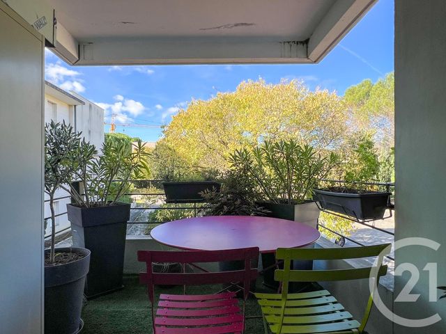 Appartement T2 à vendre - 2 pièces - 43.44 m2 - AIX EN PROVENCE - 13 - PROVENCE-ALPES-COTE-D-AZUR - Century 21 Les Allées