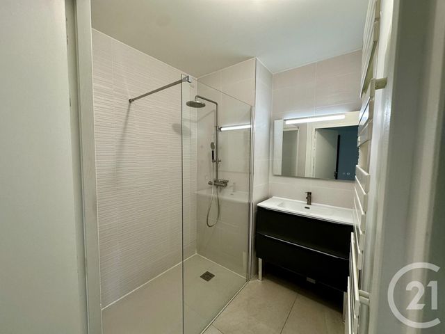 Appartement F2 à louer - 2 pièces - 47.55 m2 - AIX EN PROVENCE - 13 - PROVENCE-ALPES-COTE-D-AZUR - Century 21 Les Allées