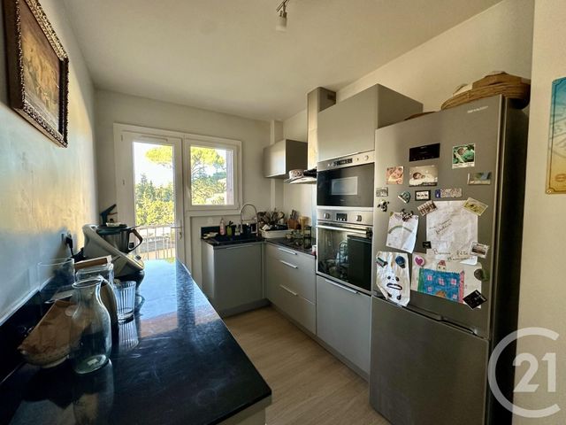 Appartement F3 à vendre - 3 pièces - 69.87 m2 - AIX EN PROVENCE - 13 - PROVENCE-ALPES-COTE-D-AZUR - Century 21 Les Allées