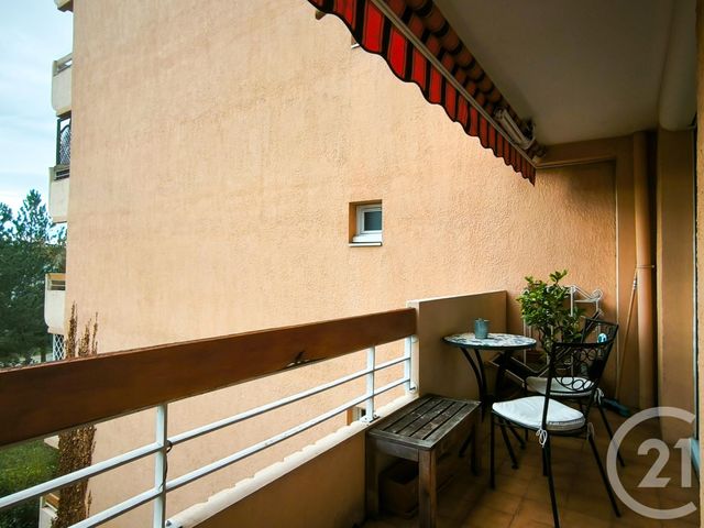 Appartement T5 à vendre - 5 pièces - 103.0 m2 - AIX EN PROVENCE - 13 - PROVENCE-ALPES-COTE-D-AZUR - Century 21 Les Allées