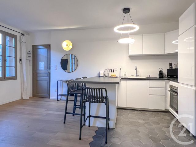 Appartement T3 à vendre - 3 pièces - 66.09 m2 - AIX EN PROVENCE - 13 - PROVENCE-ALPES-COTE-D-AZUR - Century 21 Les Allées