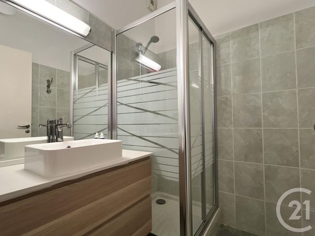 Appartement T4 à louer - 4 pièces - 125.0 m2 - AIX EN PROVENCE - 13 - PROVENCE-ALPES-COTE-D-AZUR - Century 21 Les Allées