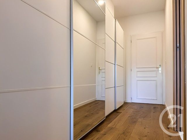 maison à louer - 8 pièces - 290.0 m2 - AIX EN PROVENCE - 13 - PROVENCE-ALPES-COTE-D-AZUR - Century 21 Les Allées