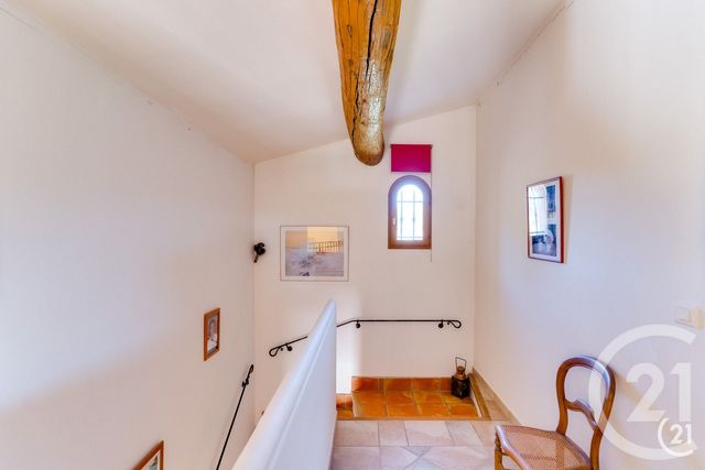 maison à vendre - 8 pièces - 219.0 m2 - ST MARC JAUMEGARDE - 13 - PROVENCE-ALPES-COTE-D-AZUR - Century 21 Les Allées