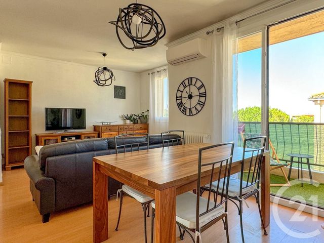 Appartement T4 à vendre - 4 pièces - 71.39 m2 - AIX EN PROVENCE - 13 - PROVENCE-ALPES-COTE-D-AZUR - Century 21 Les Allées