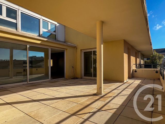 Appartement Duplex à vendre - 6 pièces - 201.0 m2 - AIX EN PROVENCE - 13 - PROVENCE-ALPES-COTE-D-AZUR - Century 21 Les Allées