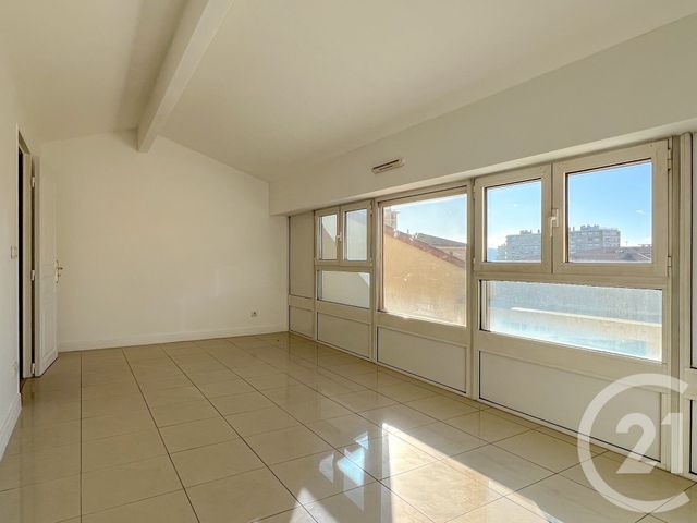 Appartement Duplex à vendre - 6 pièces - 201.0 m2 - AIX EN PROVENCE - 13 - PROVENCE-ALPES-COTE-D-AZUR - Century 21 Les Allées