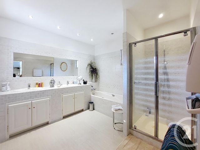 maison à vendre - 5 pièces - 210.0 m2 - ST CANNAT - 13 - PROVENCE-ALPES-COTE-D-AZUR - Century 21 Les Allées