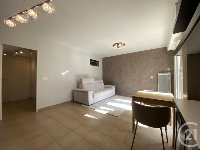 Appartement T1 à louer - 1 pièce - 33.9 m2 - AIX EN PROVENCE - 13 - PROVENCE-ALPES-COTE-D-AZUR - Century 21 Les Allées