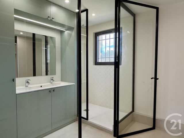 maison à vendre - 7 pièces - 205.0 m2 - MEYREUIL - 13 - PROVENCE-ALPES-COTE-D-AZUR - Century 21 Les Allées