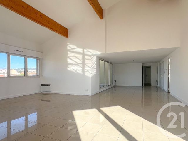 Appartement F5 à louer - 5 pièces - 221.0 m2 - AIX EN PROVENCE - 13 - PROVENCE-ALPES-COTE-D-AZUR - Century 21 Les Allées