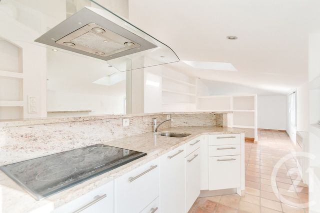 Appartement T3 à vendre - 3 pièces - 132.56 m2 - AIX EN PROVENCE - 13 - PROVENCE-ALPES-COTE-D-AZUR - Century 21 Les Allées