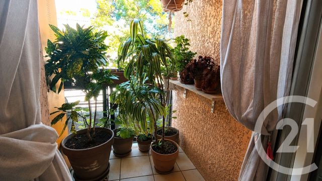 Appartement T3 à vendre - 3 pièces - 66.86 m2 - AIX EN PROVENCE - 13 - PROVENCE-ALPES-COTE-D-AZUR - Century 21 Les Allées