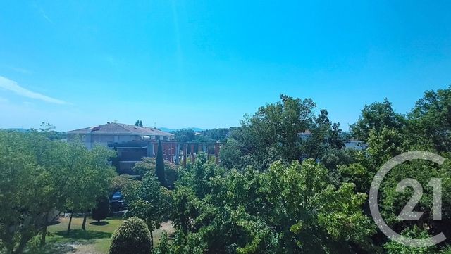 Appartement T3 à vendre - 3 pièces - 66.86 m2 - AIX EN PROVENCE - 13 - PROVENCE-ALPES-COTE-D-AZUR - Century 21 Les Allées