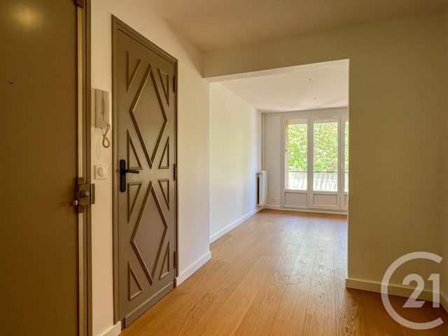 Appartement T3 à vendre - 3 pièces - 79.02 m2 - AIX EN PROVENCE - 13 - PROVENCE-ALPES-COTE-D-AZUR - Century 21 Les Allées
