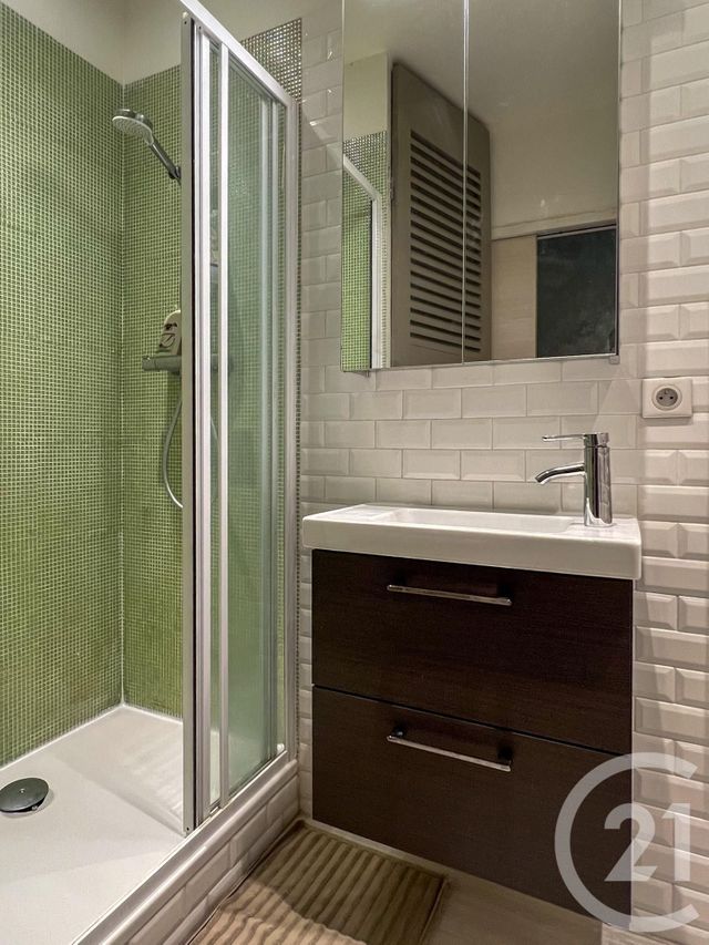 Appartement T2 à louer - 2 pièces - 43.76 m2 - AIX EN PROVENCE - 13 - PROVENCE-ALPES-COTE-D-AZUR - Century 21 Les Allées