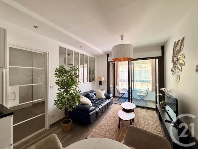 Appartement F2 à vendre - 2 pièces - 39.05 m2 - AIX EN PROVENCE - 13 - PROVENCE-ALPES-COTE-D-AZUR - Century 21 Les Allées
