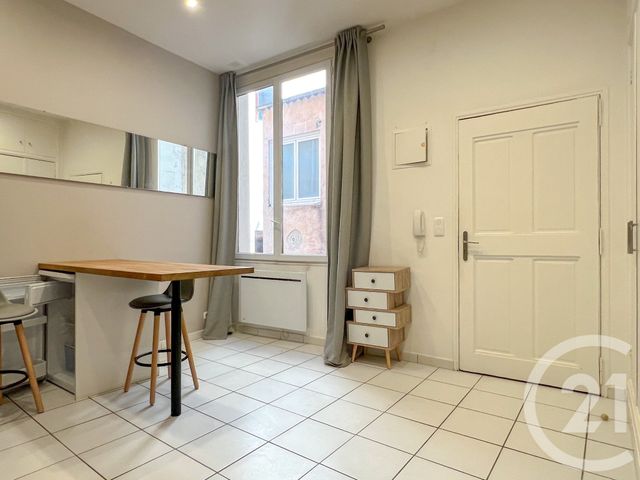 Appartement T1 à louer - 1 pièce - 18.52 m2 - AIX EN PROVENCE - 13 - PROVENCE-ALPES-COTE-D-AZUR - Century 21 Les Allées