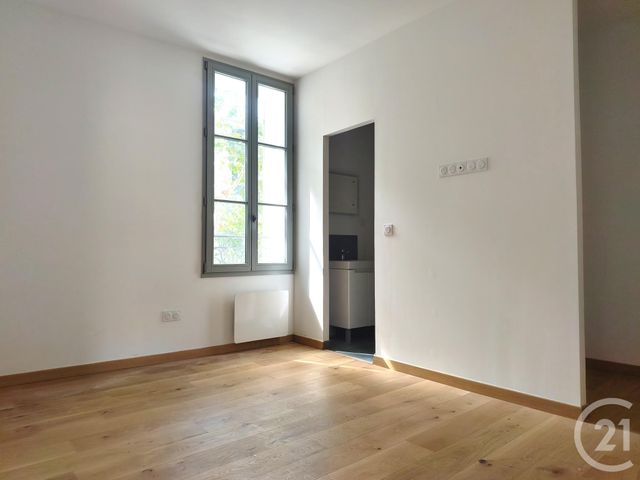 Appartement T3 à vendre - 3 pièces - 71.6 m2 - AIX EN PROVENCE - 13 - PROVENCE-ALPES-COTE-D-AZUR - Century 21 Les Allées