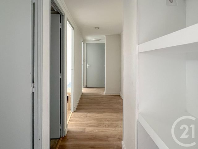 Appartement T4 à louer - 4 pièces - 68.27 m2 - AIX EN PROVENCE - 13 - PROVENCE-ALPES-COTE-D-AZUR - Century 21 Les Allées